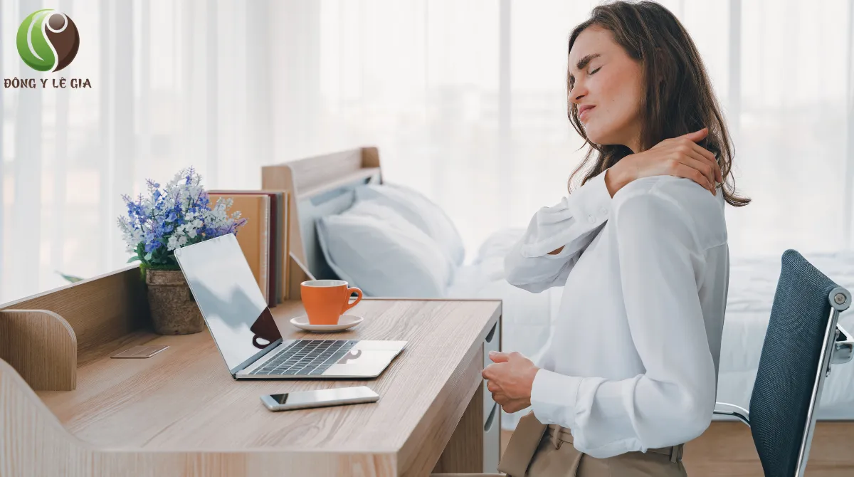 bị đau sau gáy cổ